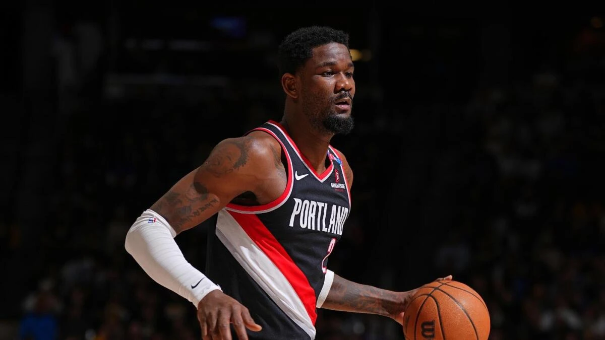 Lakers Dapatkan Deandre Ayton