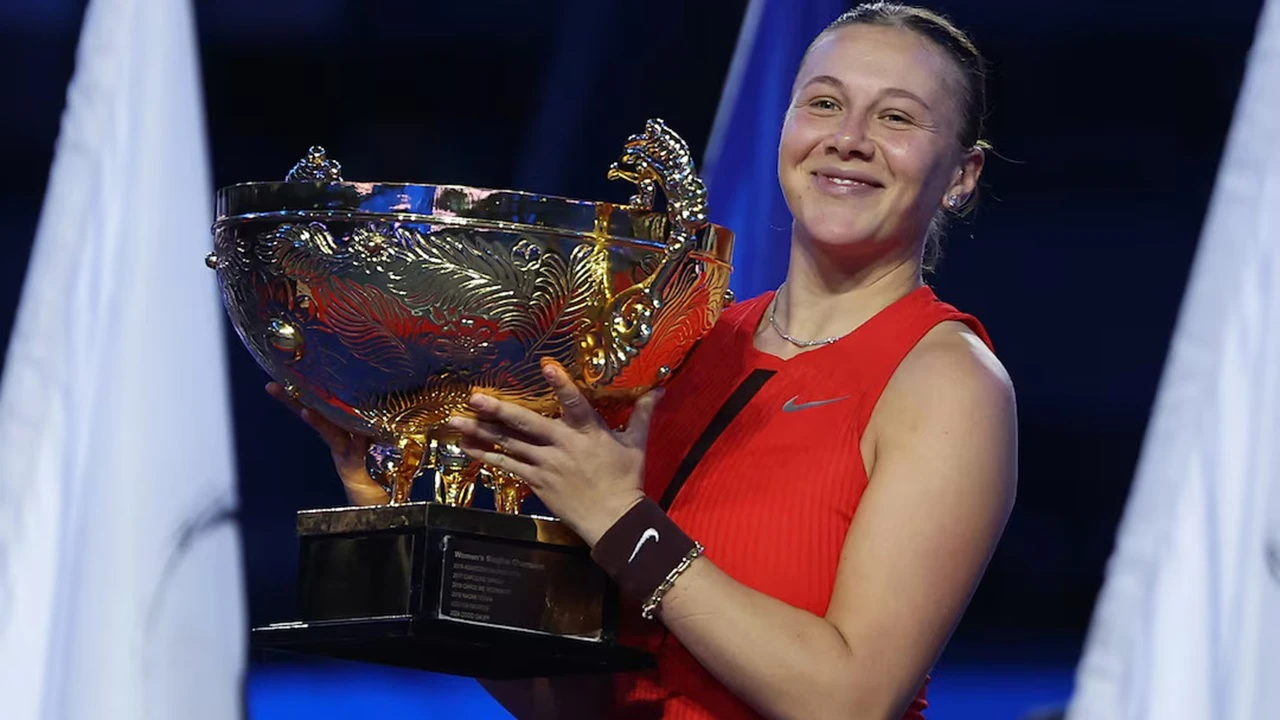 Amanda Anisimova Selesaikan China Open Dengan Naik Podium Juara