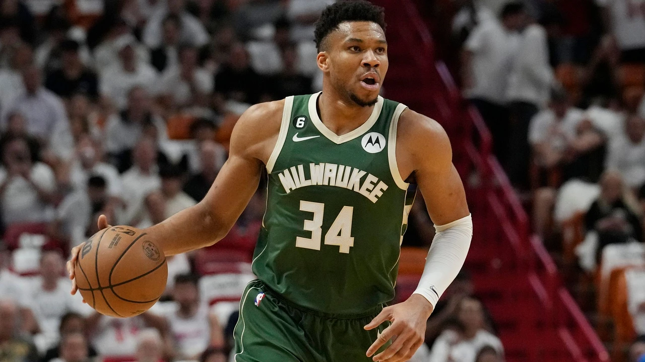 Bucks Belum Gacor, Doc Rivers Enggan Terlalu Panik