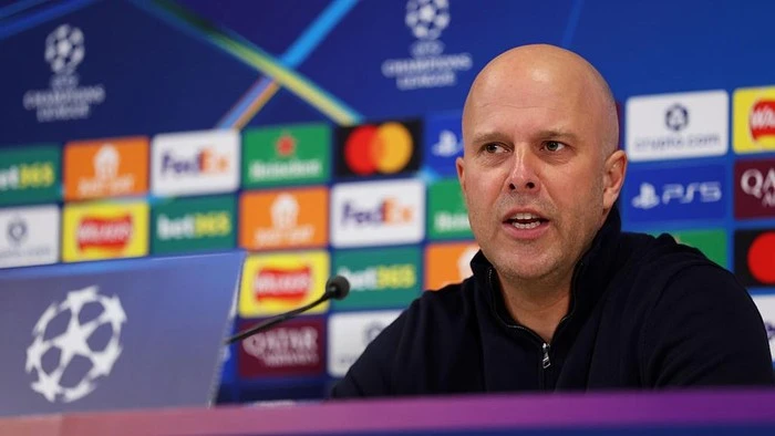 Liverpool vs PSG di 8 Besar, Slot Tak Gentar